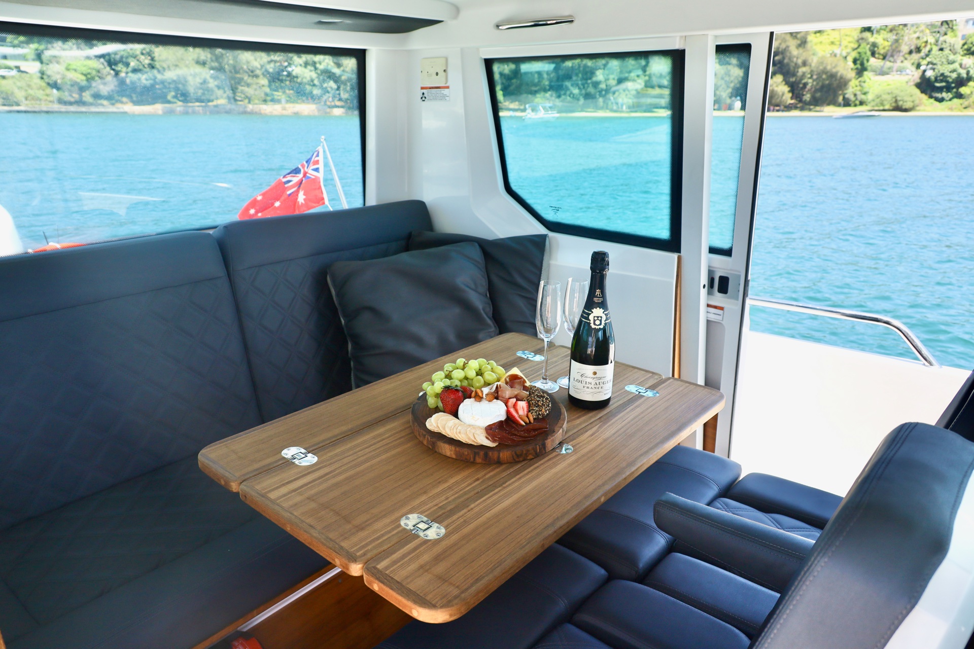 Bronte yacht scenic cruise